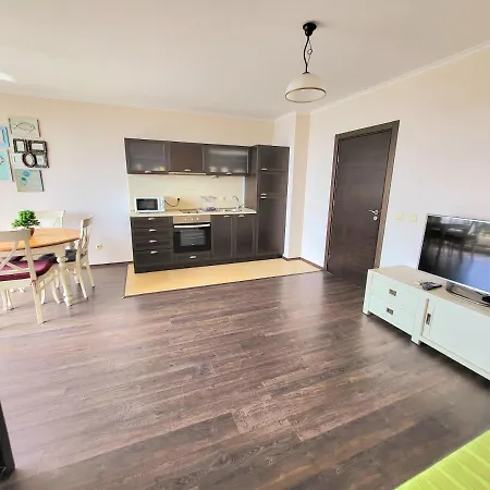 Vip In Apartment